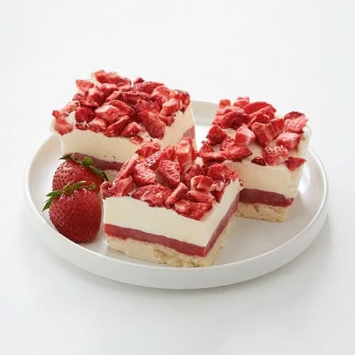Strawberry Cake.